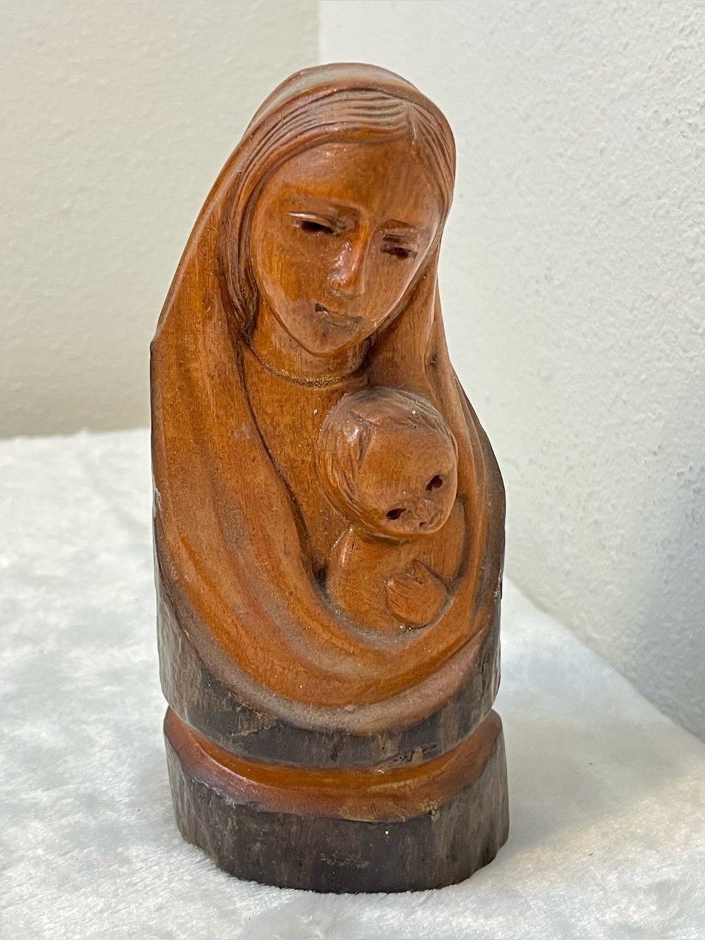 Vintage Hand Carved Madonna w/ Child  Mary & Jesus Wood Sculpture